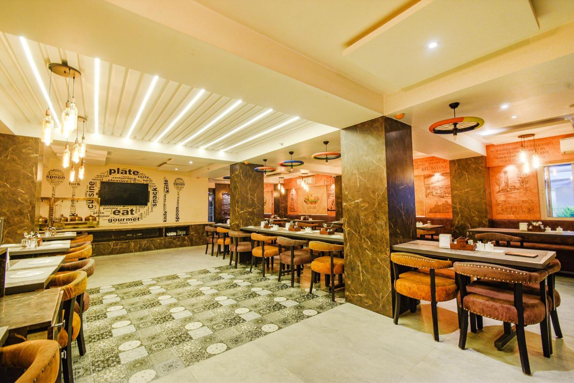 Treebo Premium Seven Lake View Hyderabad Exterior foto