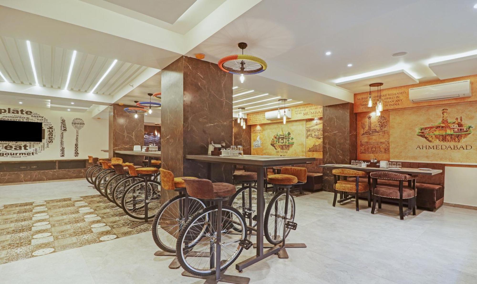 Treebo Premium Seven Lake View Hyderabad Exterior foto